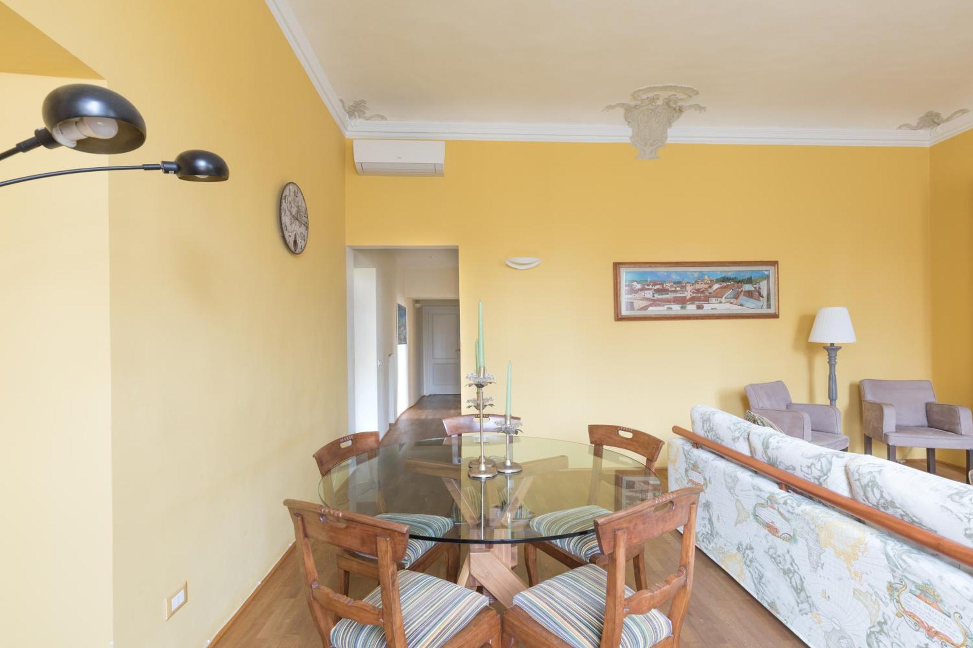Apartment A Touch Of History, In Santa Reparata Florenz